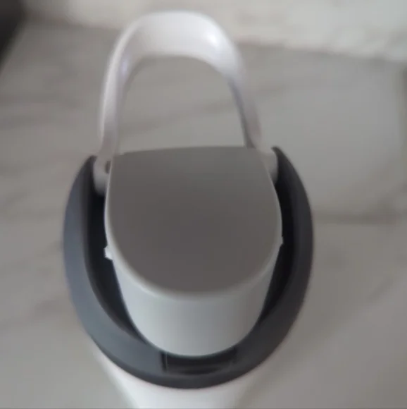 Owala 24oz FreeSip Stainless Steel Water Bottle - Sleek - Picture 3 of 7